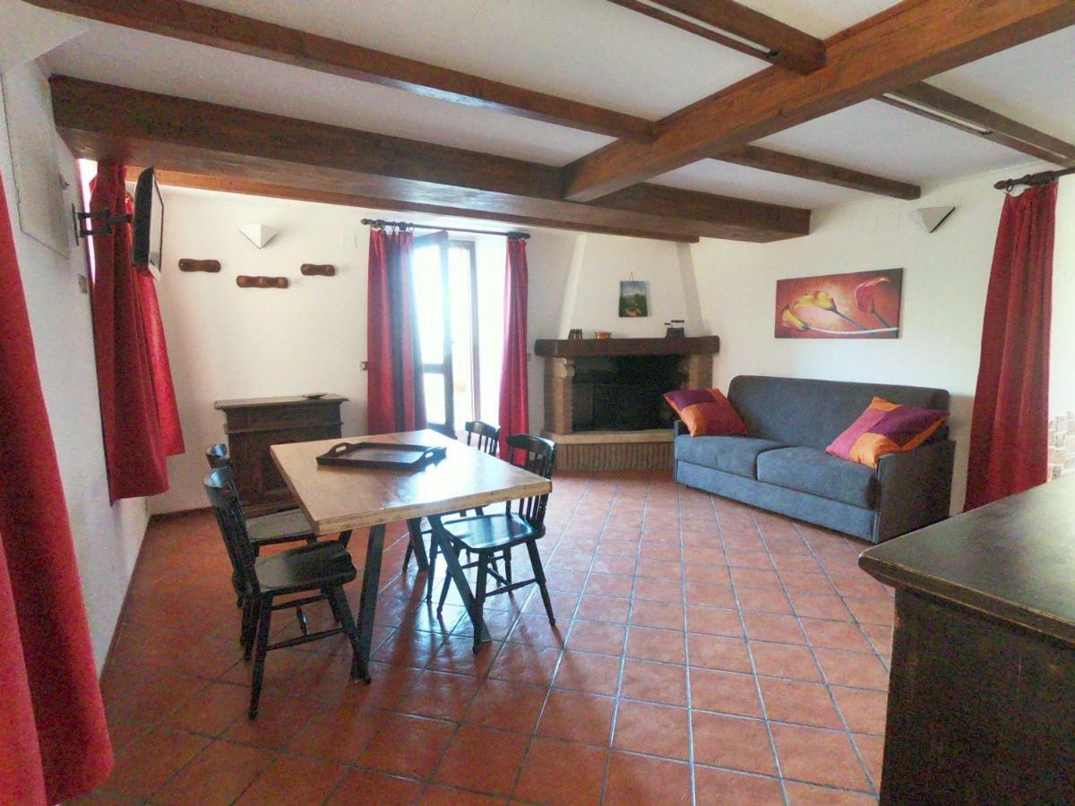 Il Giardino Segreto Apartment Carbognano ภายนอก รูปภาพ