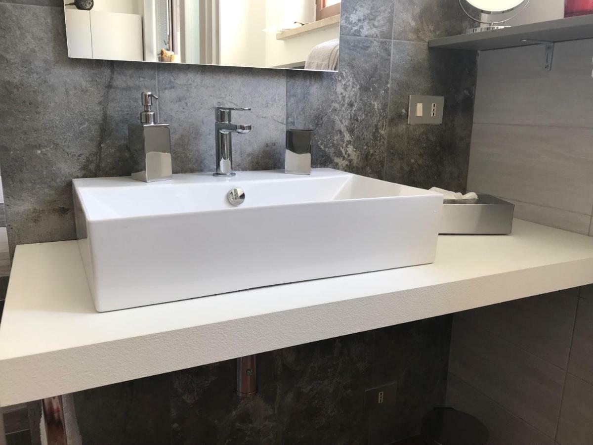 Il Giardino Segreto Apartment Carbognano ภายนอก รูปภาพ