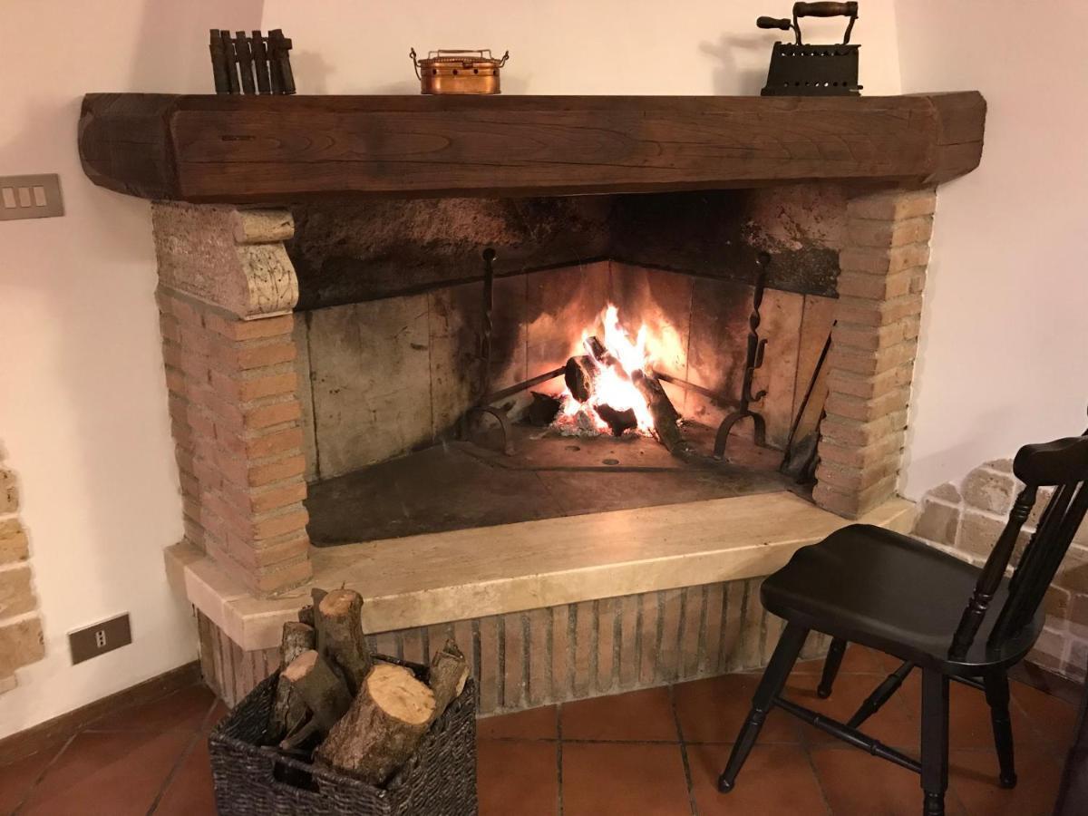 Il Giardino Segreto Apartment Carbognano ภายนอก รูปภาพ